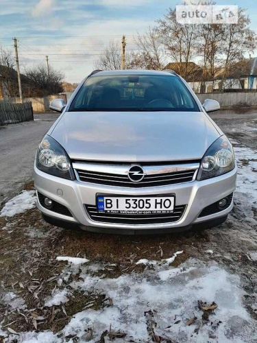 Opel Astra 2010