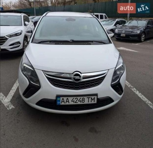 Opel Zafira 2013