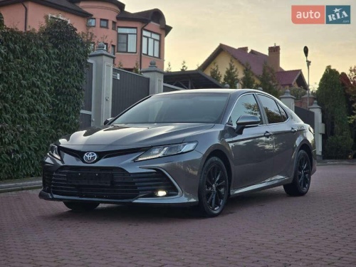 Toyota Camry 2022