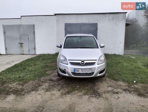 Opel Zafira 2013