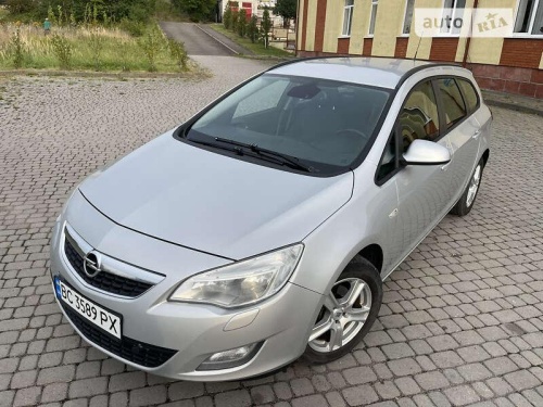 Opel Astra 2010