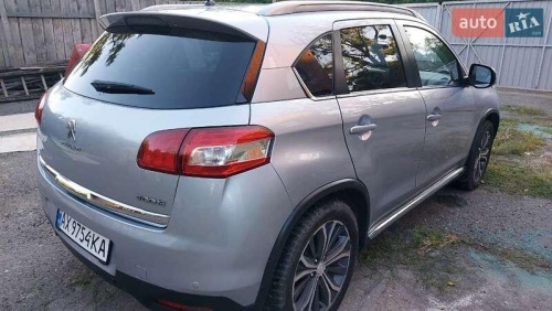 Peugeot 4008 2014
