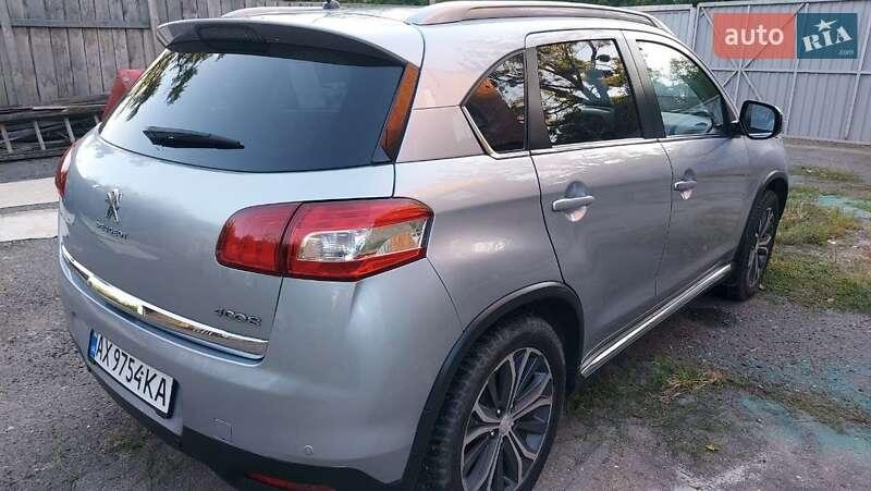 Peugeot 4008 2014