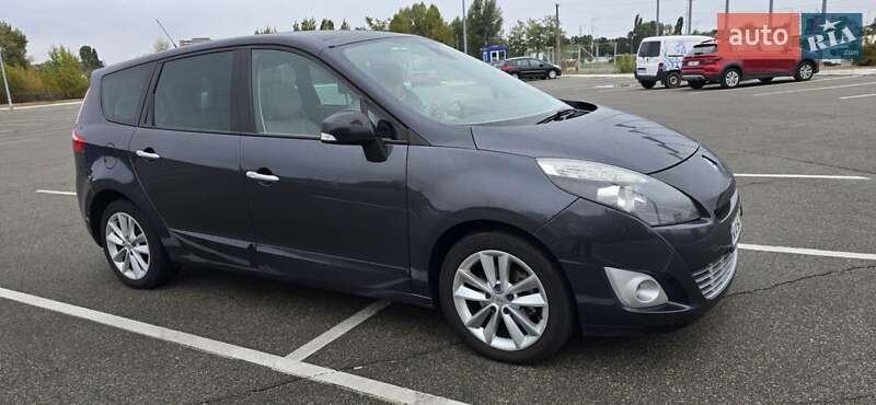 Renault Scenic 2011