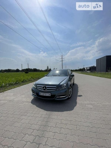 Mercedes-Benz C-Class 2011
