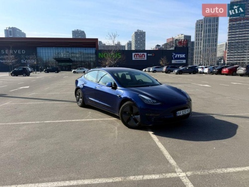 Tesla Model 3 2018