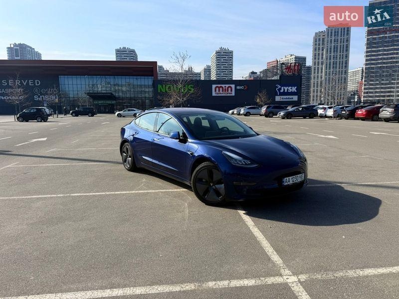 Tesla Model 3 2018