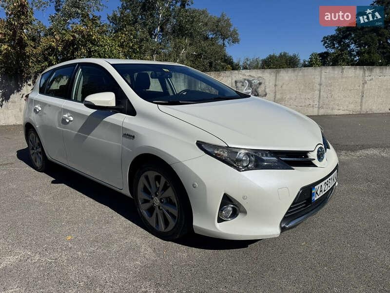 Toyota Auris 2013