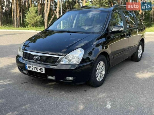 Kia Carnival 2012