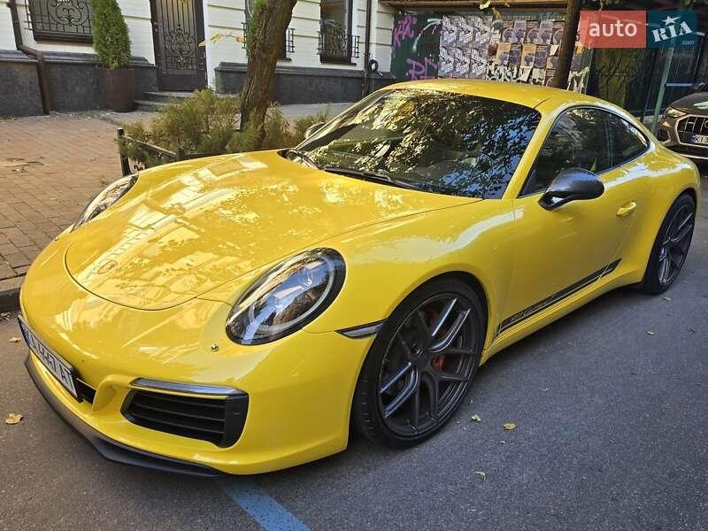 Porsche 911 2018
