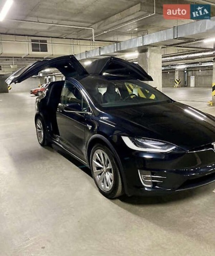 Tesla Model X 2017