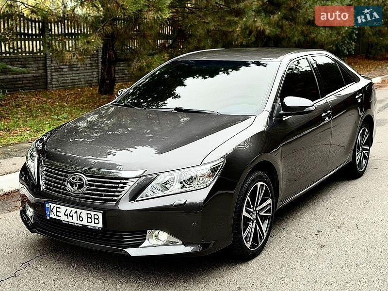 Toyota Camry 2012