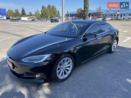 Tesla Model S 2017