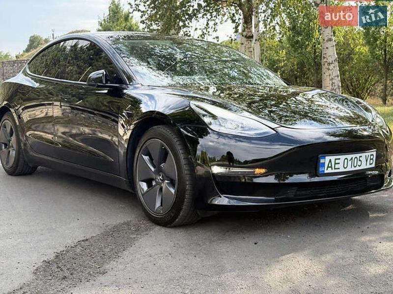 Tesla Model 3 2020