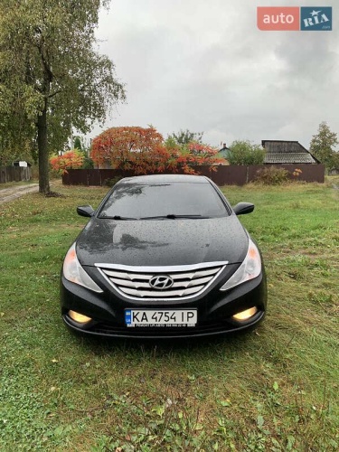 Hyundai Sonata 2011