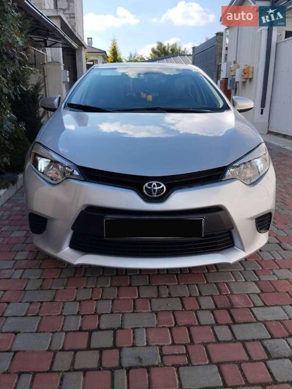 Toyota Corolla 2015