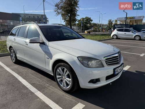 Mercedes-Benz C-Class 2010
