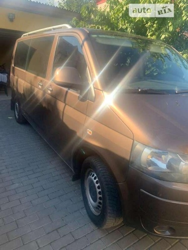 Volkswagen Caravelle 2010