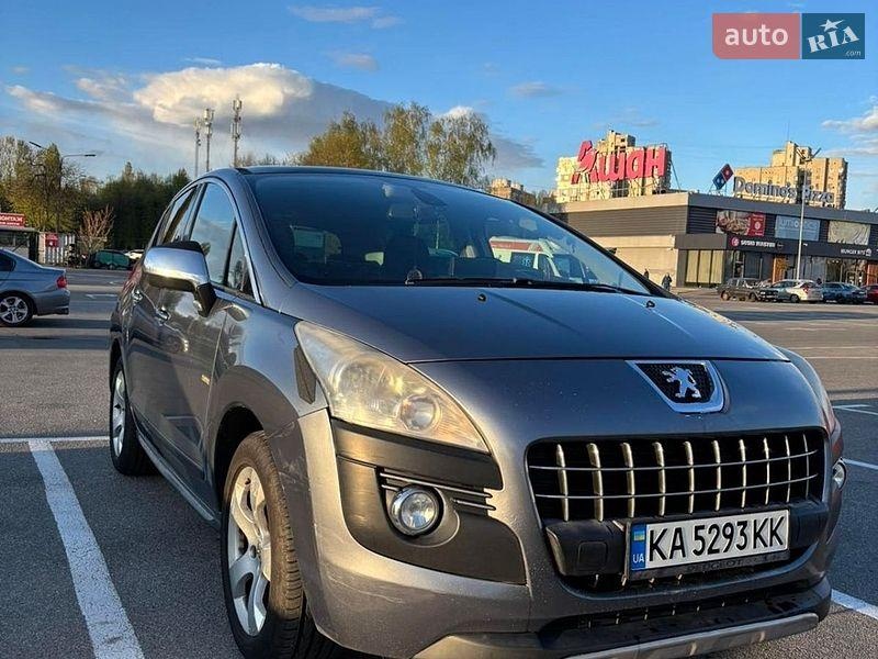 Peugeot 3008 2011