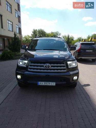 Toyota Sequoia 2009