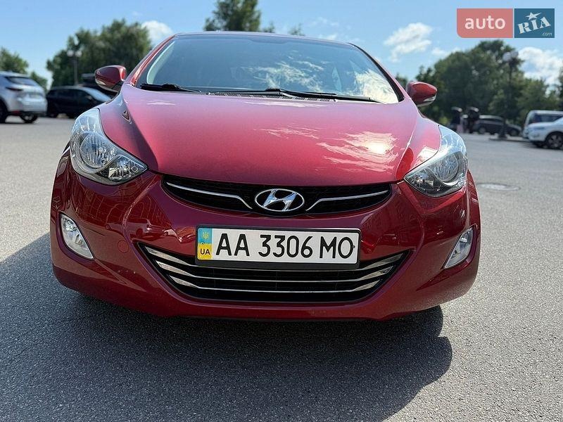 Hyundai Elantra 2013