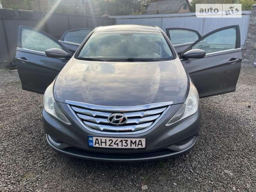 Hyundai Sonata 2010