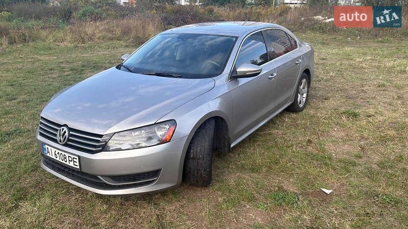 Volkswagen Passat 2011