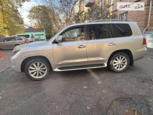 Lexus LX 2008