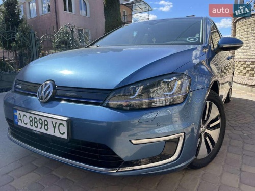 Volkswagen e-Golf 2016