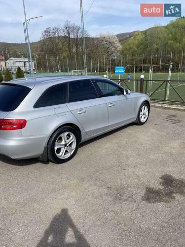 Audi A4 2011