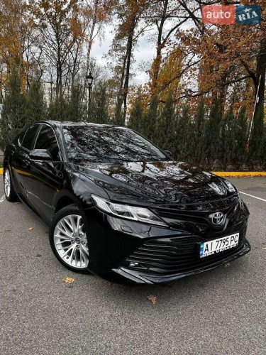 Toyota Camry 2018