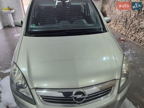Opel Zafira 2008