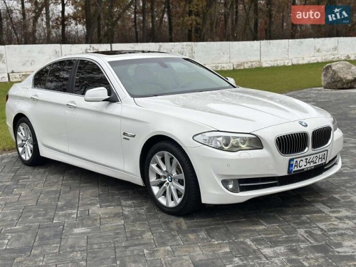 BMW 5 Series 2011