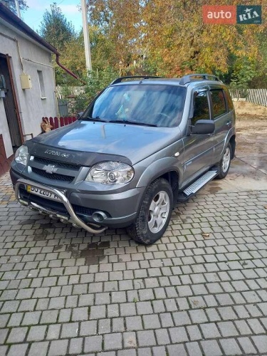 Chevrolet Niva 2010