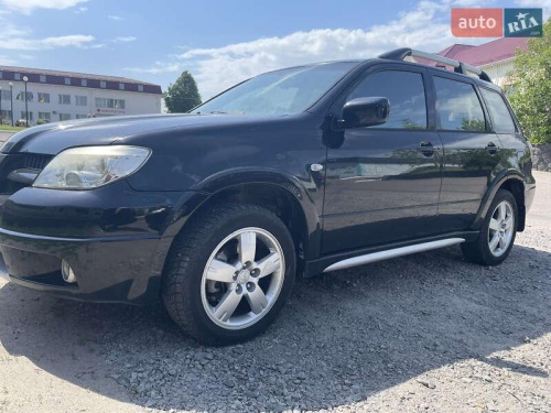 Mitsubishi Outlander 2008