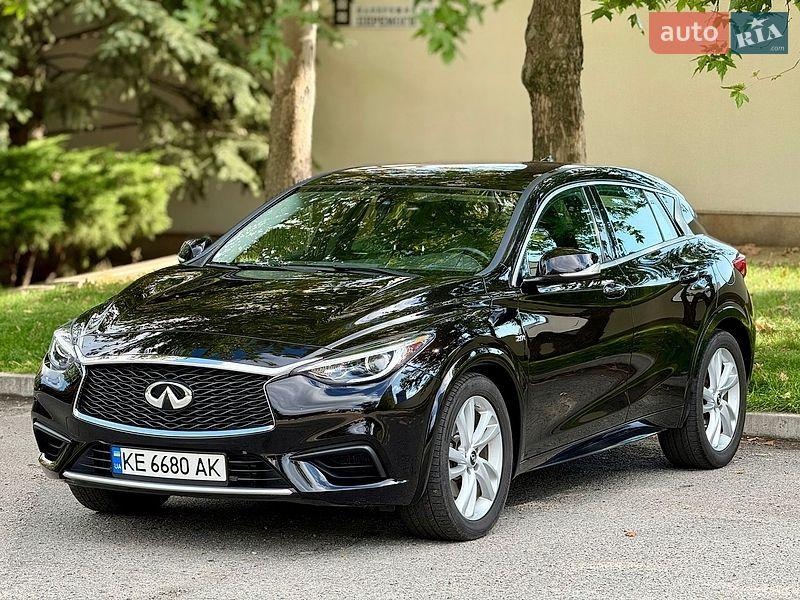 Infiniti QX30 2017