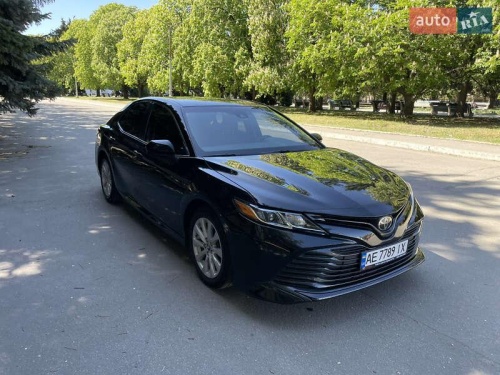Toyota Camry 2017