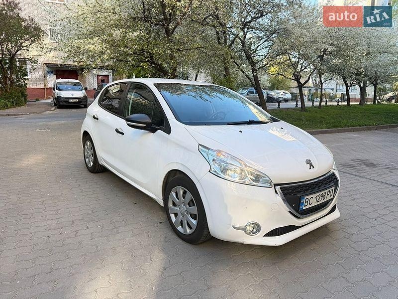 Peugeot 208 2014