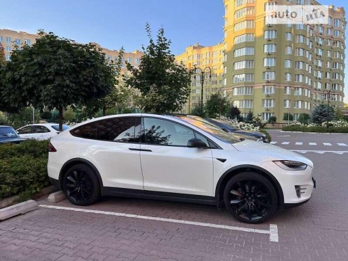 Tesla Model X 2017