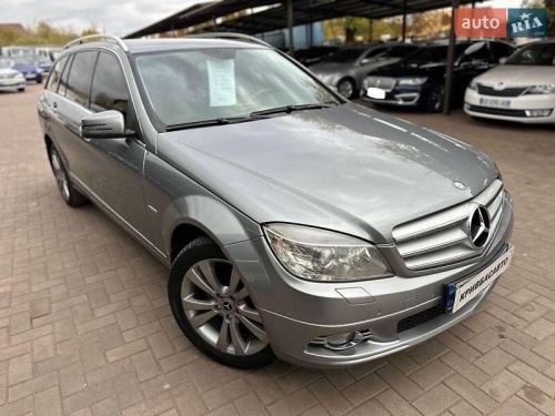 Mercedes-Benz C-Class 2010