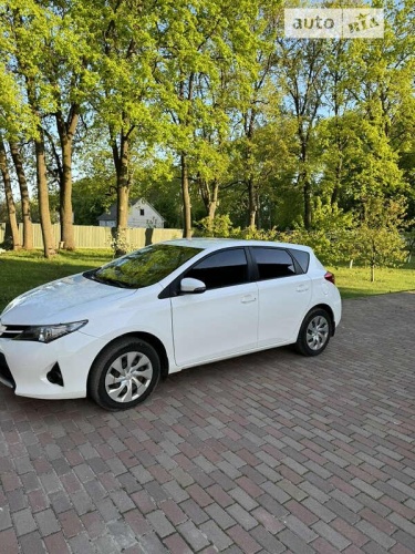 Toyota Auris 2013