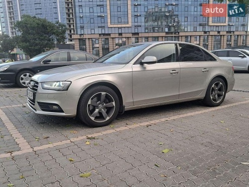Audi A4 2014