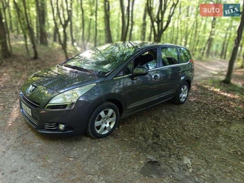 Peugeot 5008 2010
