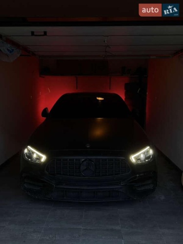 Mercedes-Benz E-Class 2018