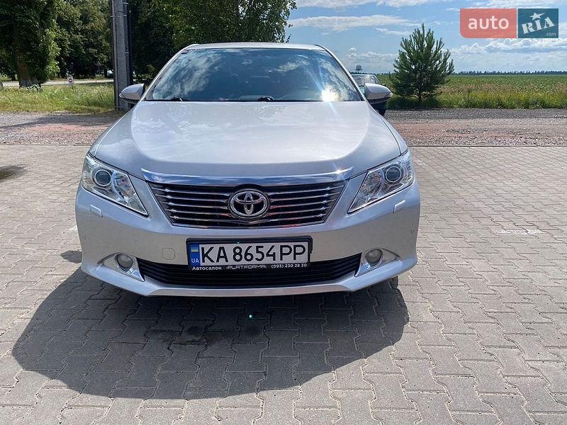 Toyota Camry 2013