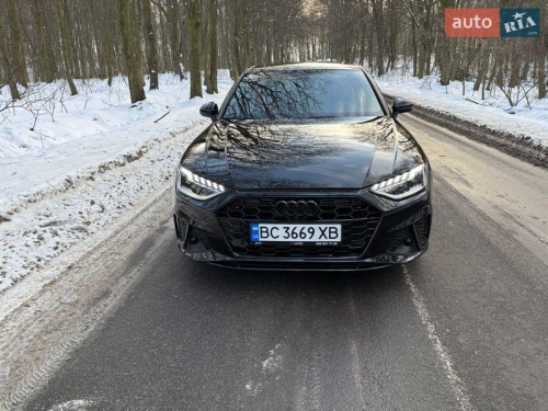 Audi A4 2021