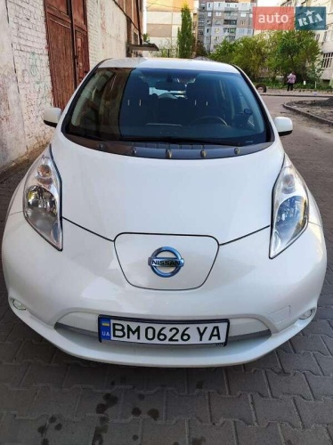 Nissan Leaf 2014