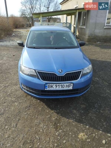 Skoda Rapid 2012