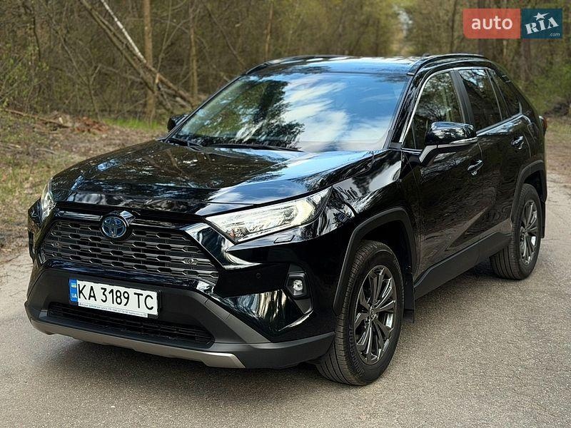 Toyota RAV4 2024