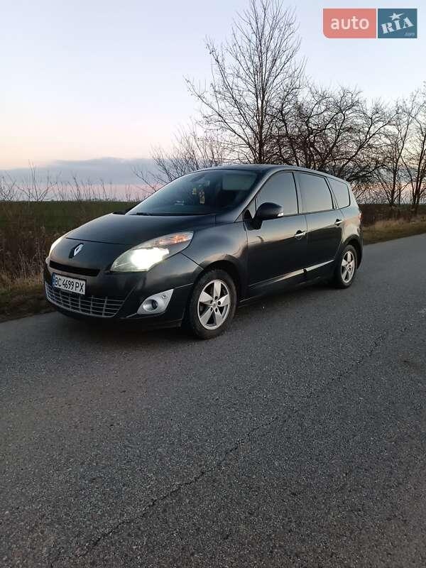 Renault Grand Scenic 2010